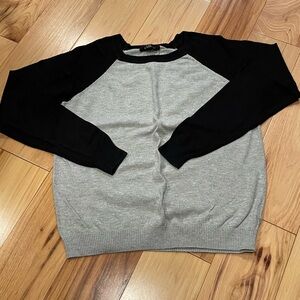 Forever 21 Gray and Black Raglan Sweater